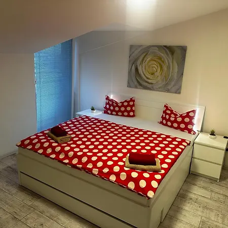 Penzion-hutira Relax Club Handlová